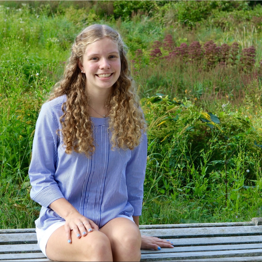 Meet your Posher, Emma